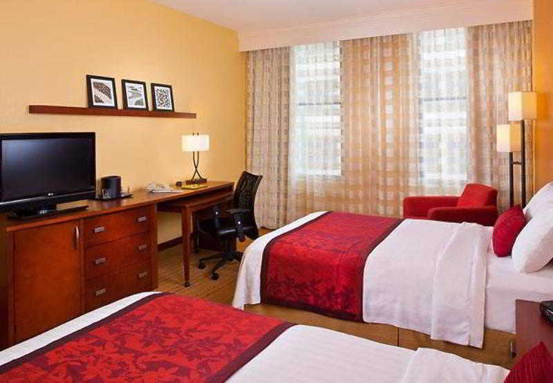 מלון Courtyard By Marriott New Orleans Downtown Near The French Quarter מראה חיצוני תמונה