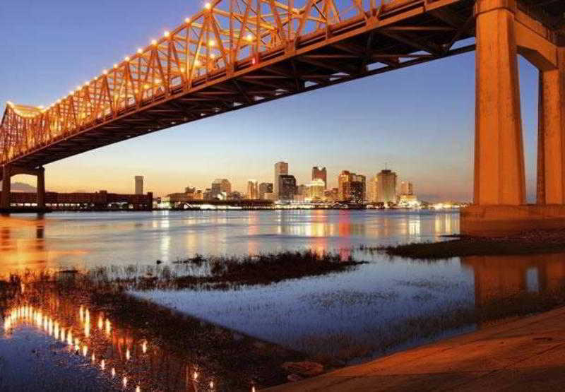 מלון Courtyard By Marriott New Orleans Downtown Near The French Quarter מראה חיצוני תמונה