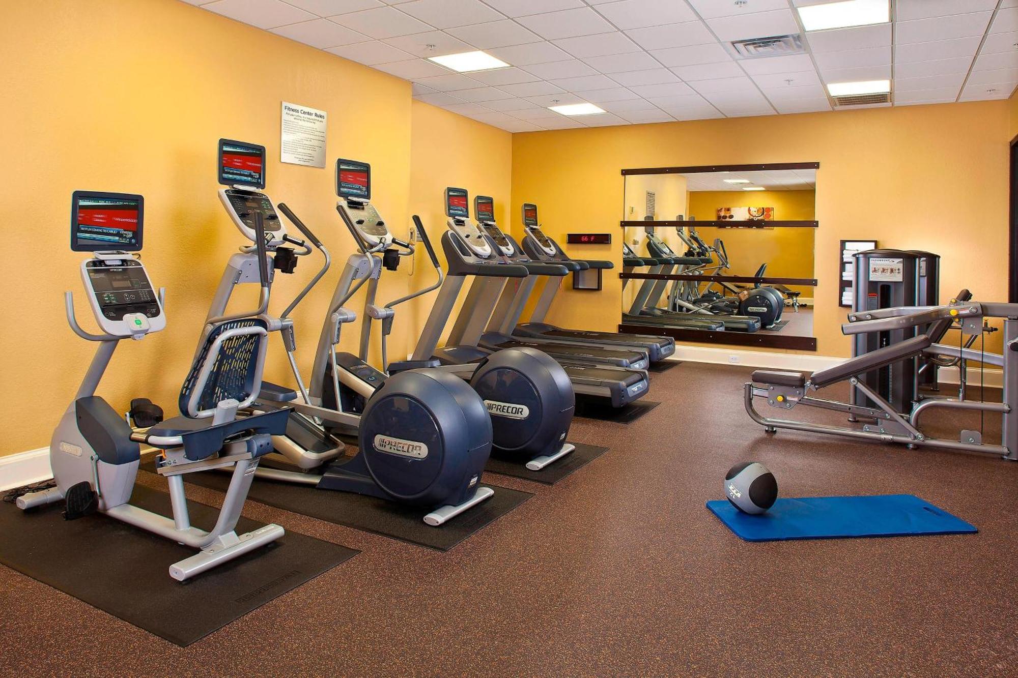 מלון Courtyard By Marriott New Orleans Downtown Near The French Quarter מראה חיצוני תמונה