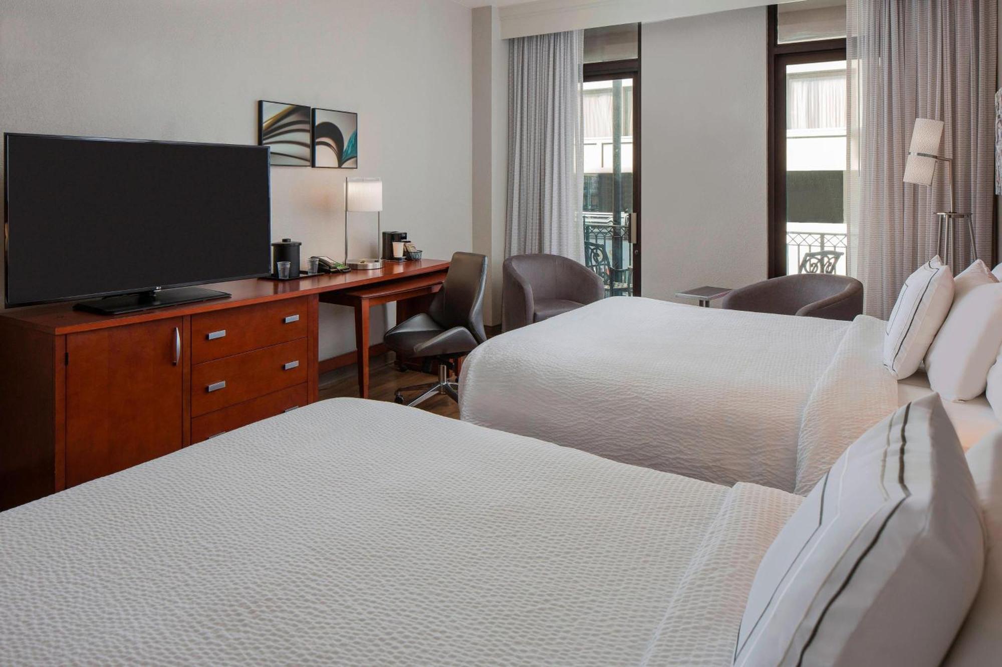מלון Courtyard By Marriott New Orleans Downtown Near The French Quarter מראה חיצוני תמונה