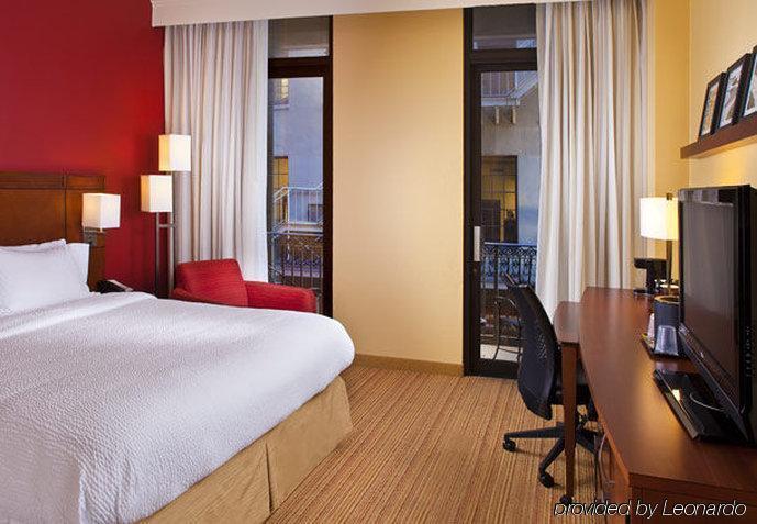 מלון Courtyard By Marriott New Orleans Downtown Near The French Quarter מראה חיצוני תמונה