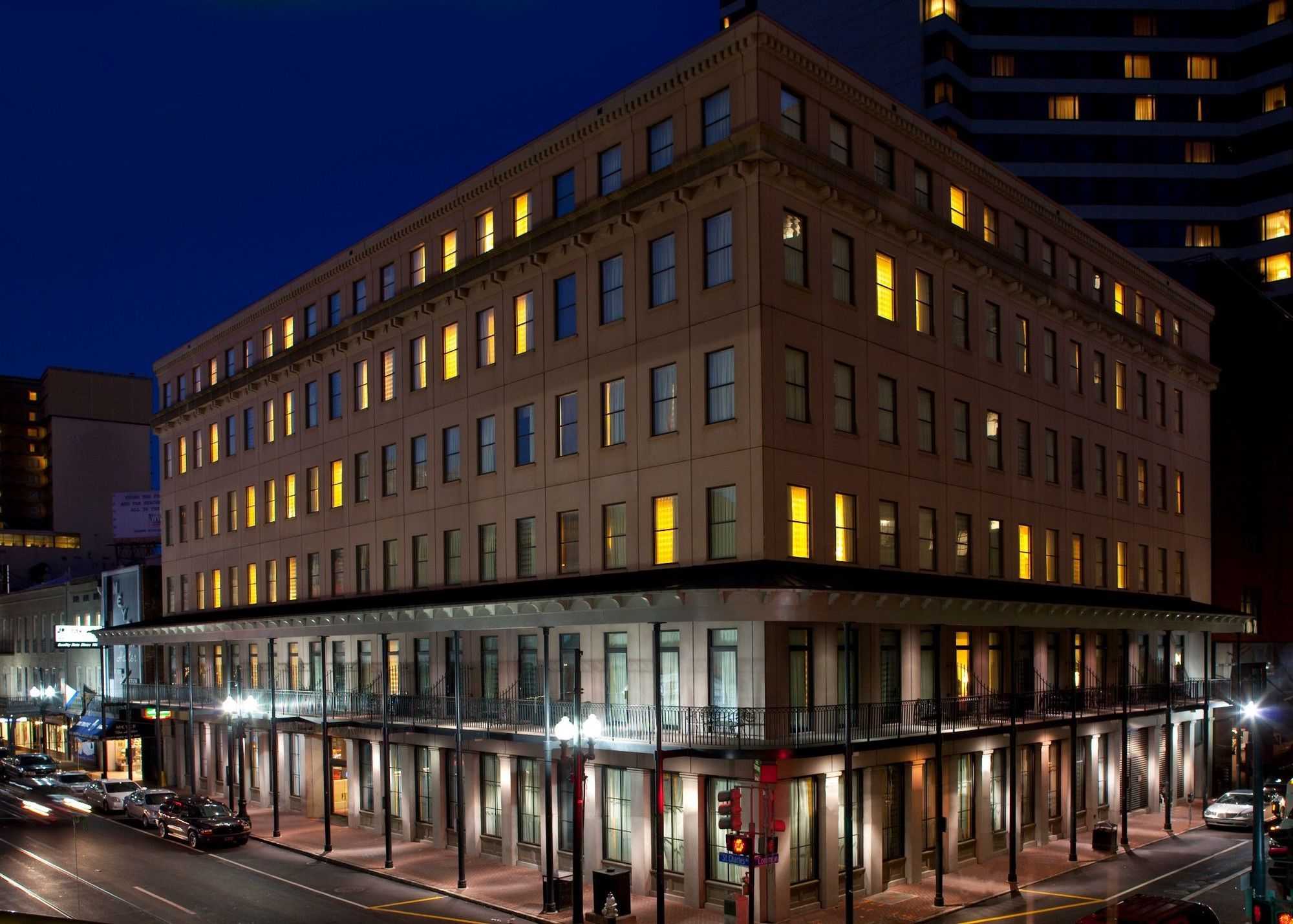 מלון Courtyard By Marriott New Orleans Downtown Near The French Quarter מראה חיצוני תמונה